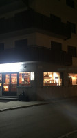 Penak Burger outside