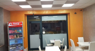 Mian Pizza Kebab inside
